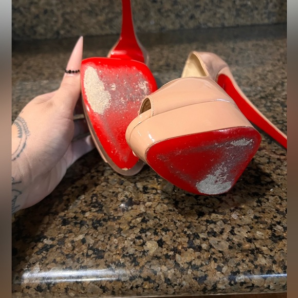 Lady Peep Nude - Picture 4 of 8